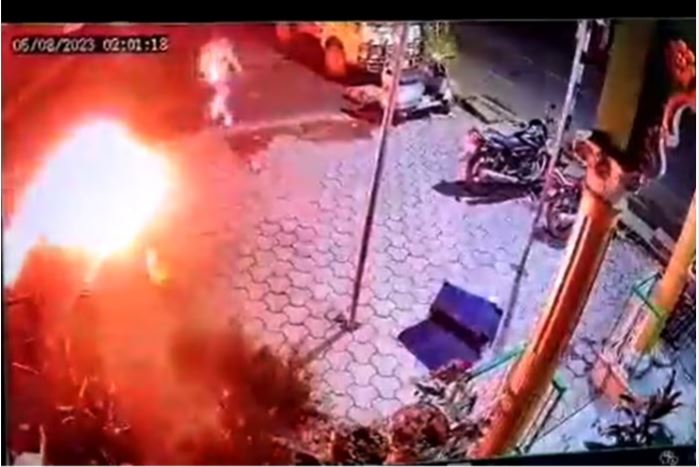 Woman among six arrested for hurling petrol bomb at mosques in Indore