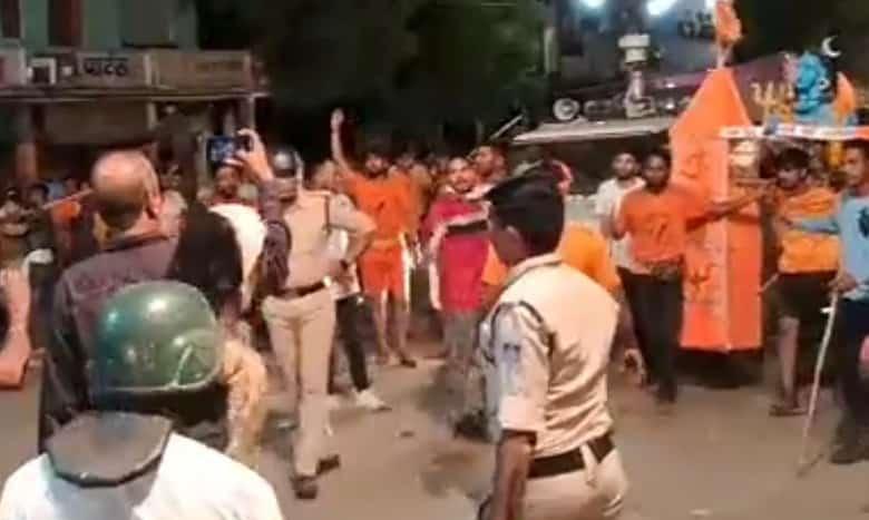 ‘Jihadis will be cut into pieces today’, in video of Kanwar Yatra in MP heard