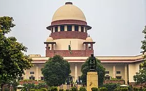 SC directs Centre to form committee to look into hate speeches