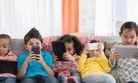 kids with phones kids with phones