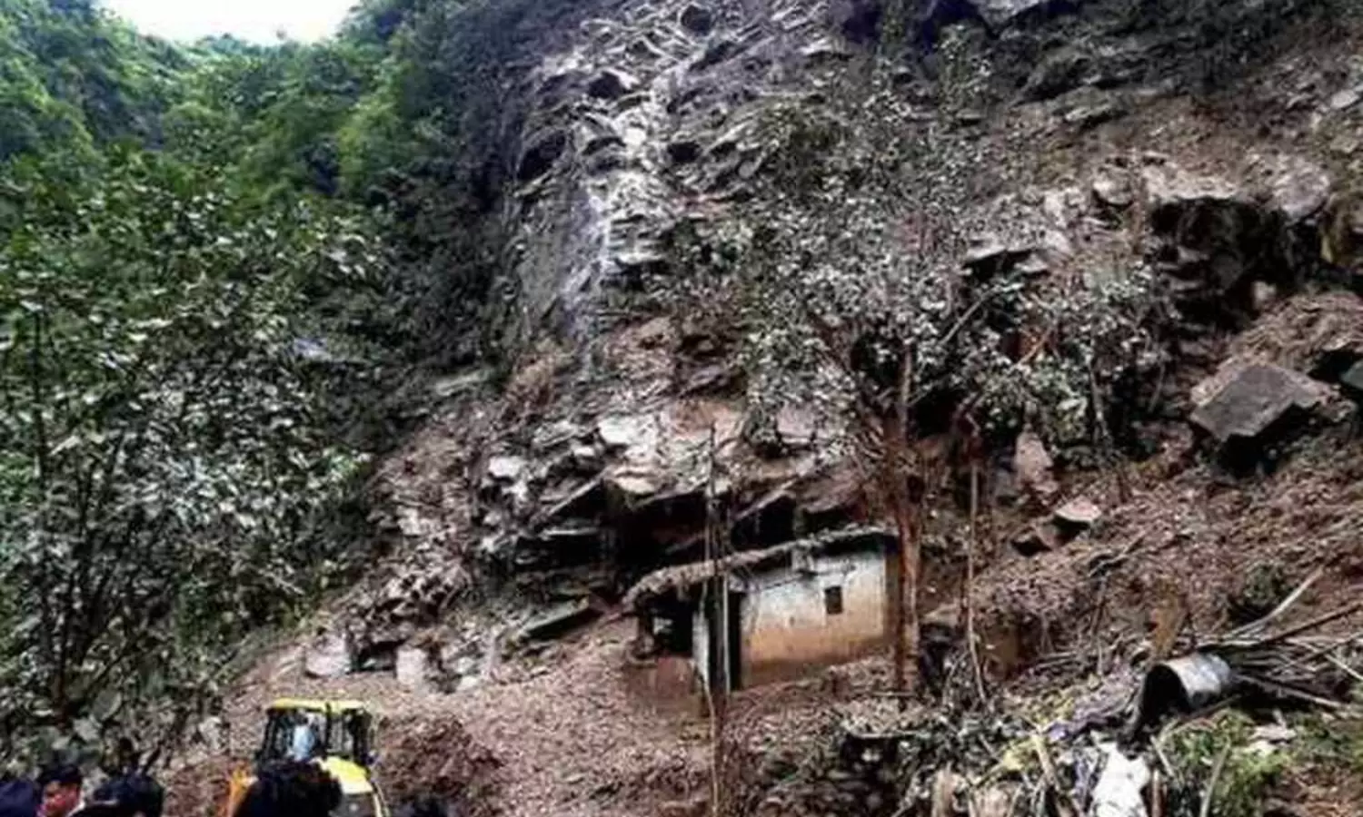 Himachal floods: Seven buried alive in mudslide