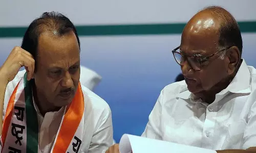 M’shtra Congress expresses concerns over ‘secrete meetings’ between Pawars M’shtra Congress expresses concerns over ‘secrete meetings’ between Pawars