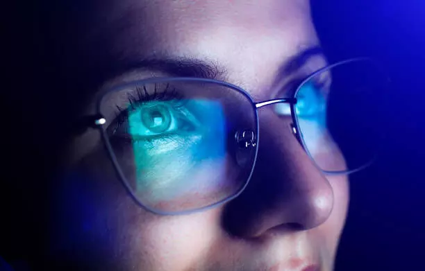 Blue-light blocking glasses may not impact eyestrain, sleep quality, says study