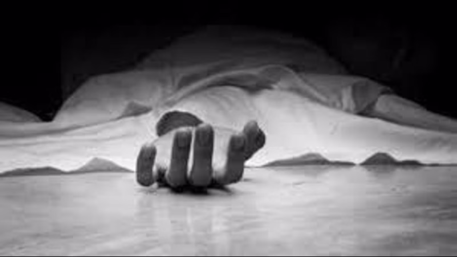 Kerala police officer arrested for beating friend to death