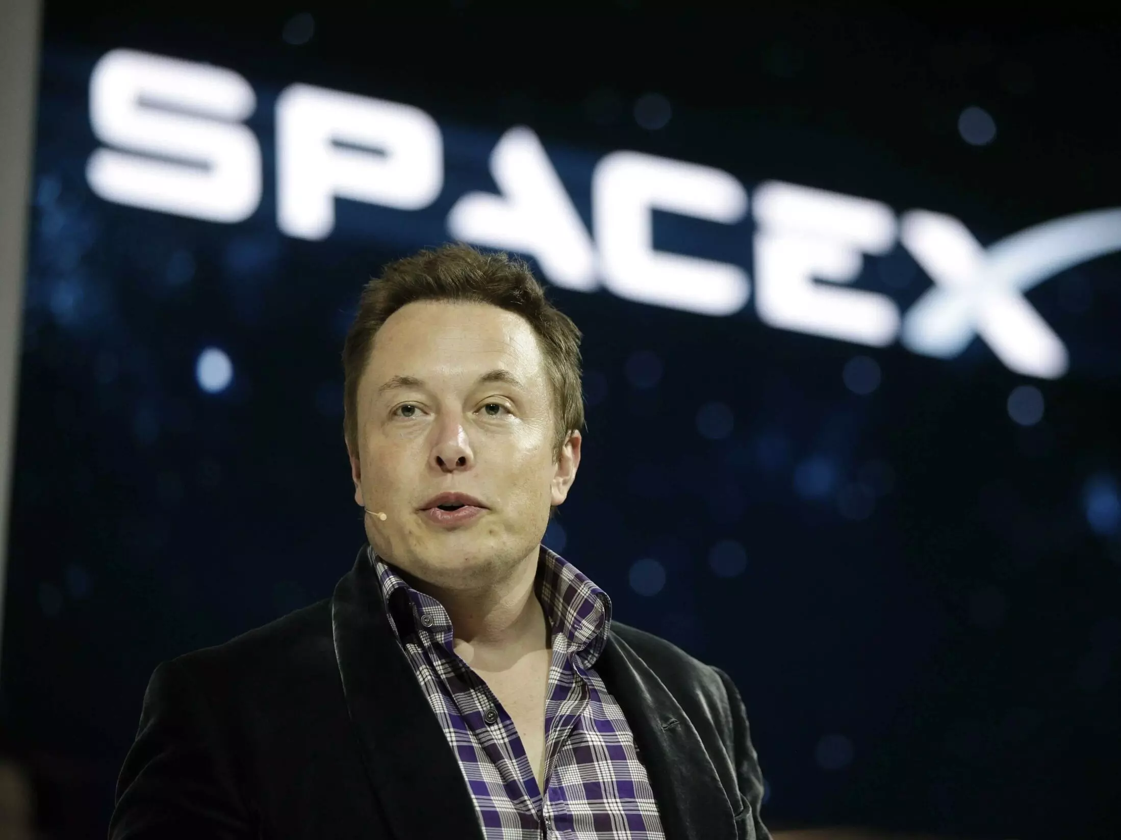 US sues Musk’s SpaceX for discriminatory hiring policy