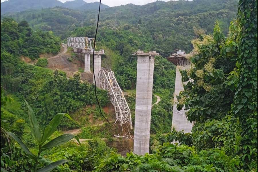 4-member high-level committee to probe Mizoram bridge collapse 4-member high-level committee to probe Mizoram bridge collapse
