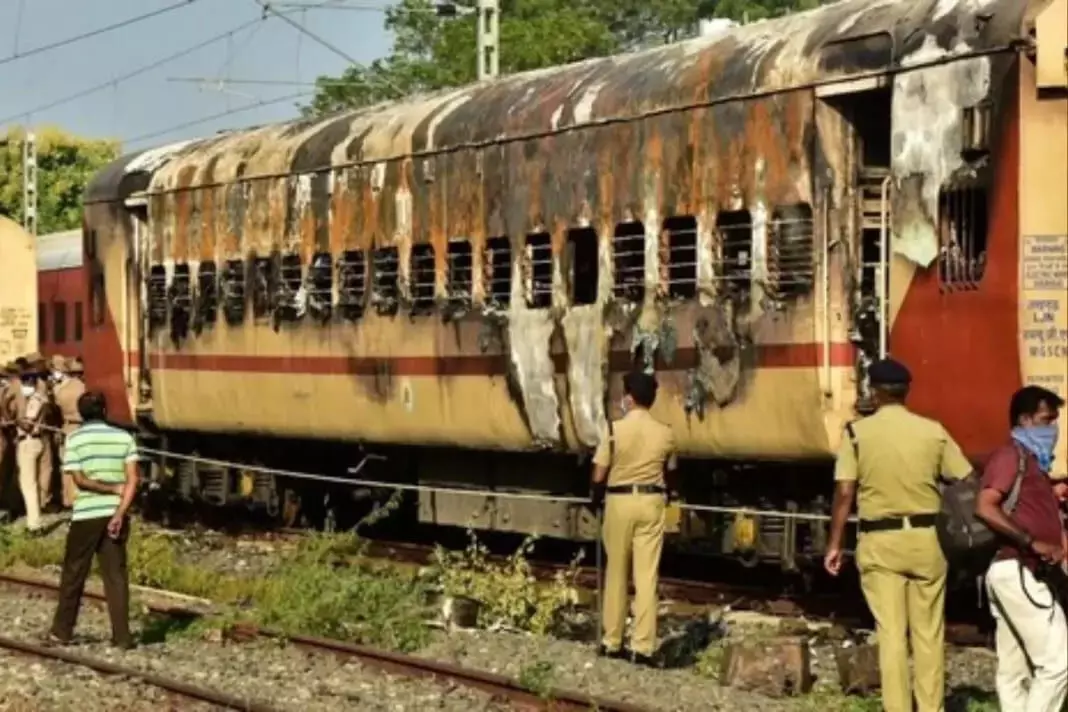 9 dead, 20 injured in Madurai train coach fire, Railway says illegal cylinder caused blaze