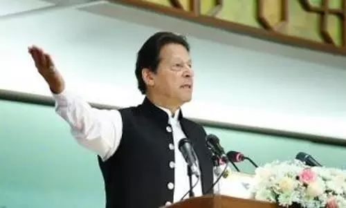 Court sentences Imran Khan, Shah Qureshi to 10 yrs for leaking state secrets