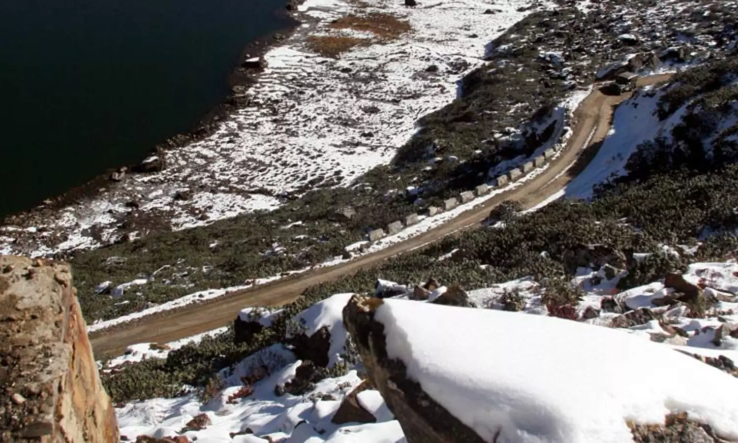 Satellite images show China digging tunnels, building bunkers for troops in Aksai Chin