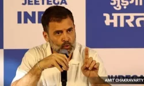 Rahul demands JPC probe on Adani report; questions Modis silence
