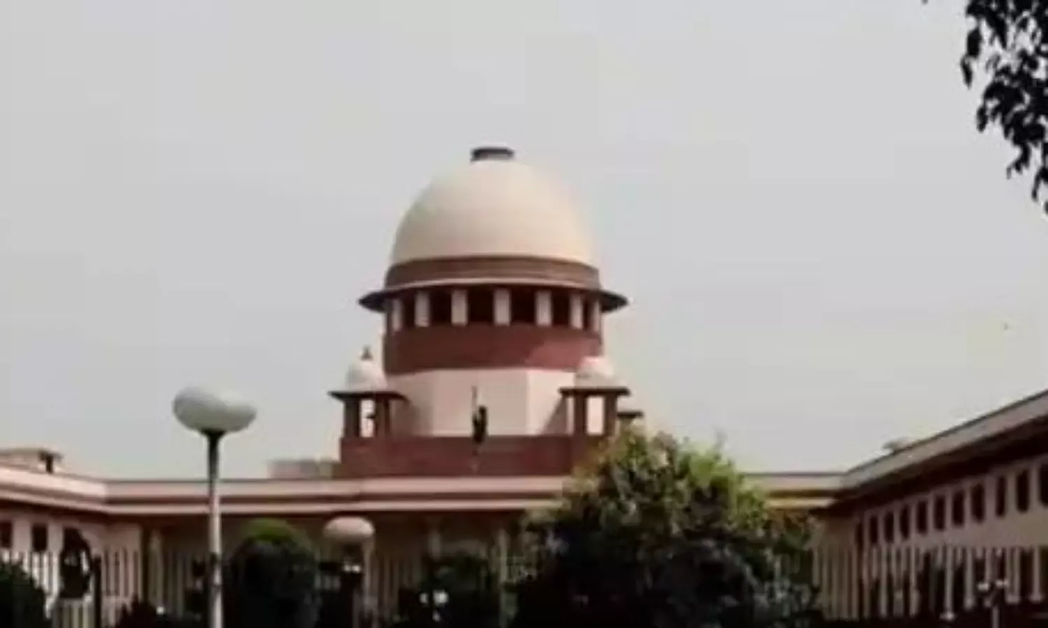 Chandrababu Naidu files plea in SC against Andhra HC order