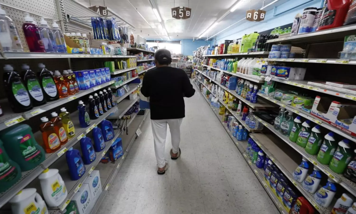 US retailers lock products to curb shoplifting, organised crime