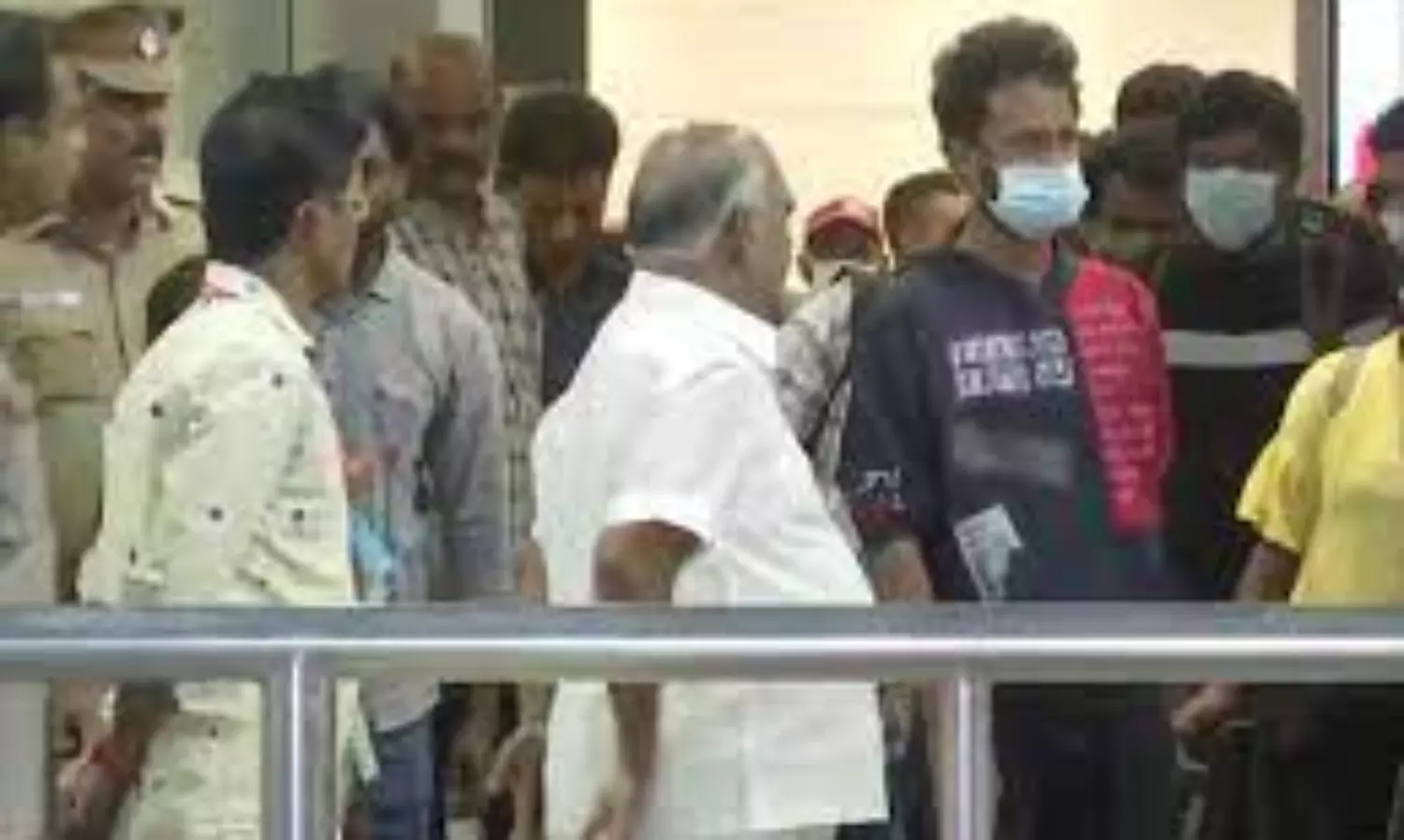 19 Tamil youths held captive by travel agency in Kuwait reach Chennai