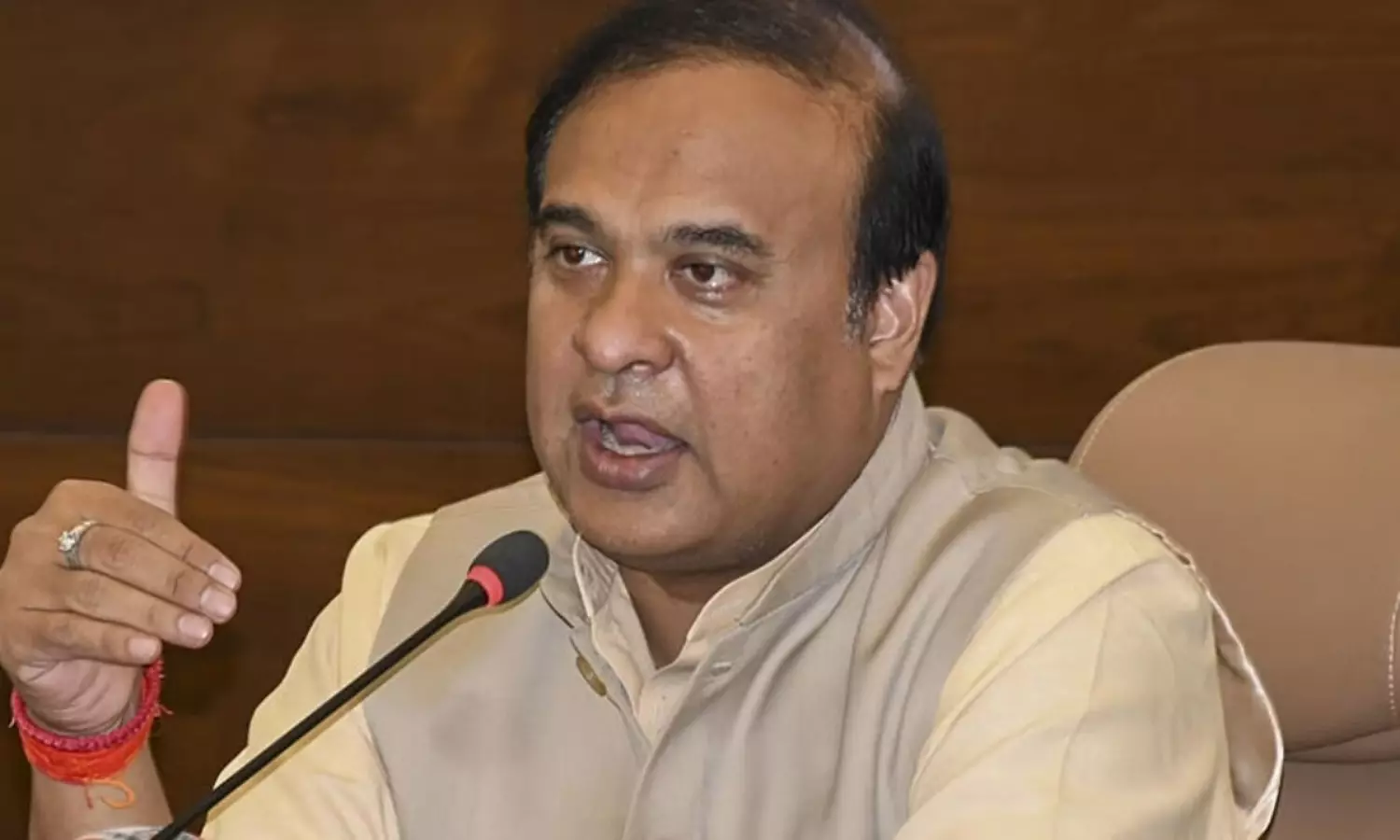 Assam CM raises questions on Indira and family’s ‘Gandhi’ surname