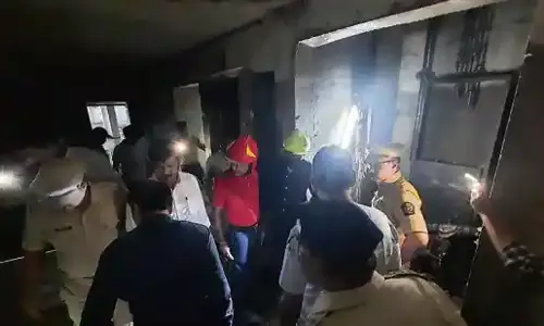 Lift crashes in 40-storied building in Thane, 7 killed