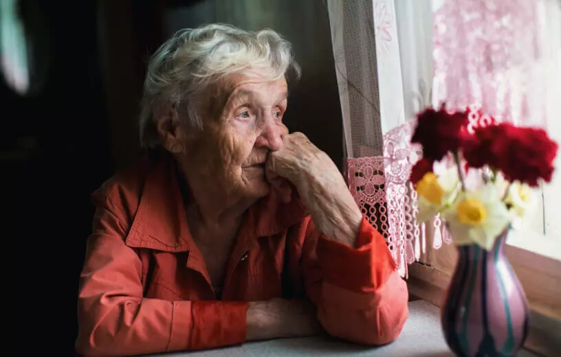 Digestive issues make elderly more prone to loneliness, depression