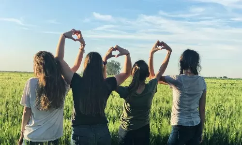 womens friendship womens friendship