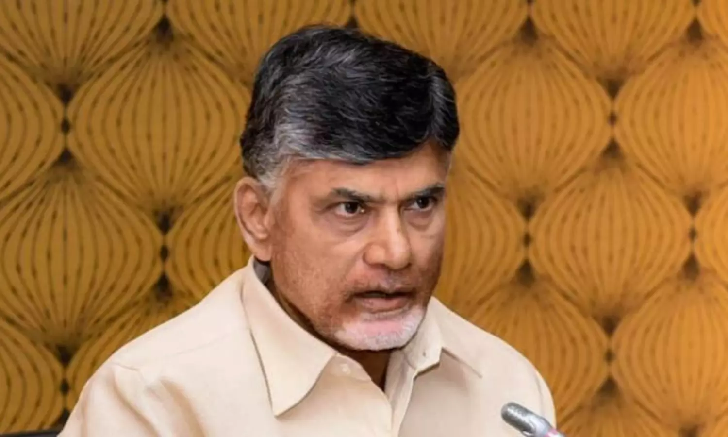 CID begins questioning Chandrababu Naidu in Rajahmundry Jail