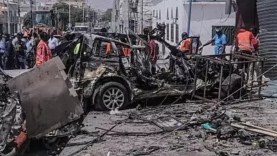 Suicide car bombing in Somalia kills 20 people