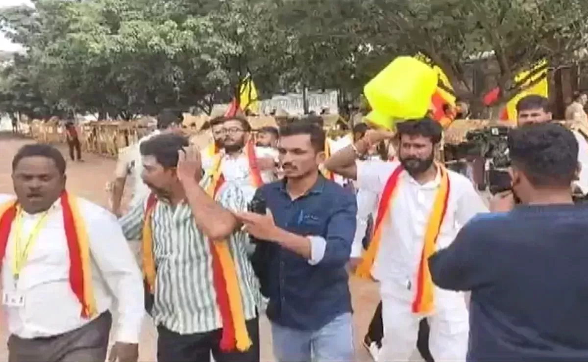 Karnataka bandh: 44 flights cancelled, schools shut, chaos at airport