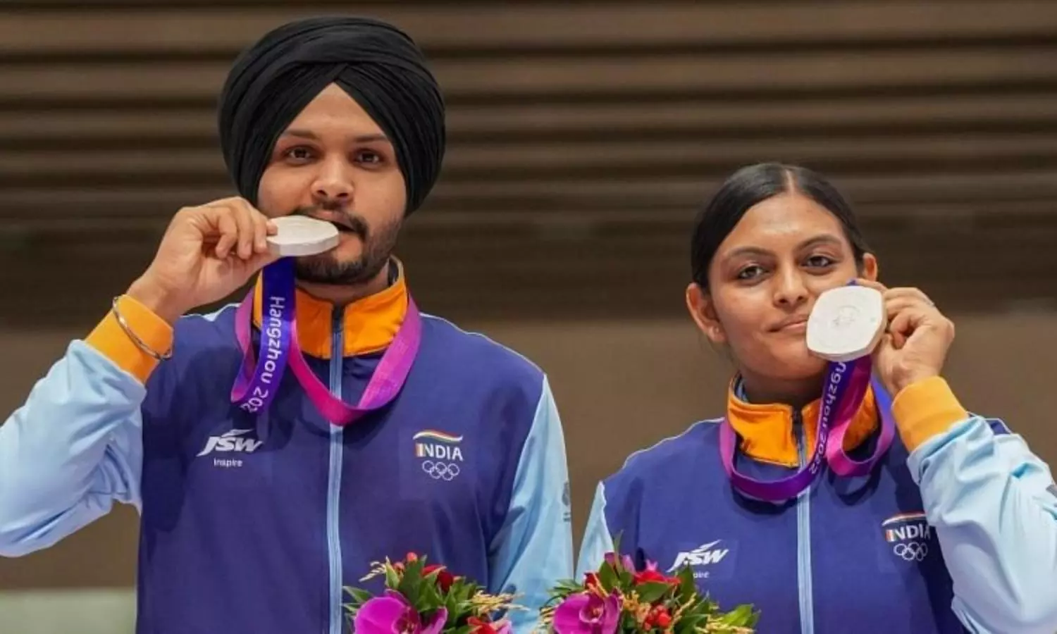 Asian Games: Sarabjot, Divya claim silver in 10m air pistol mixed team event
