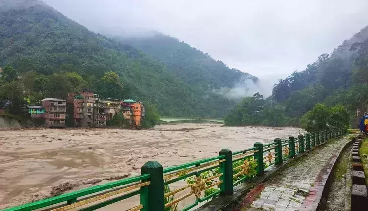 Cloud burst, flash flood in Sikkim, 23 soldiers missing: report