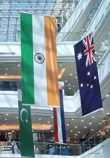 Attempt to target Lulu Mall Kochi with photo showing Pak flag over Indian flag on social media
