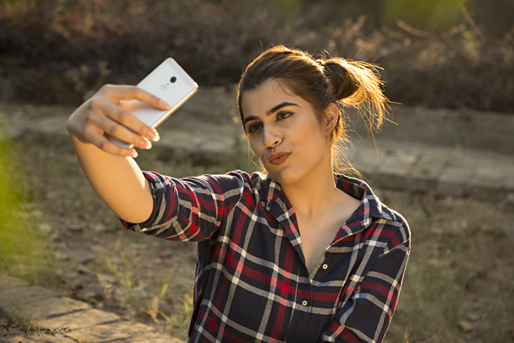 Slimmer physique in selfie does not mean you are attractive: study