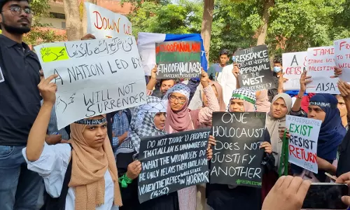 Jamia Millia students in solidarity with Palestinians; posters torn down by admin