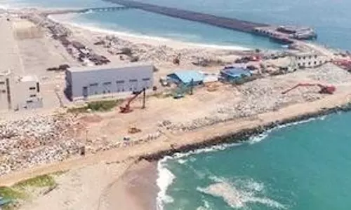 First ever ship into Vizhinjam port flagged in by Kerala CM