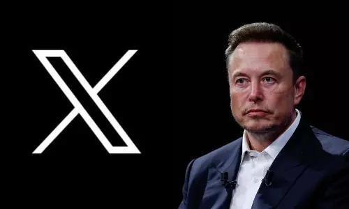 X loses over half a billion user visits in September