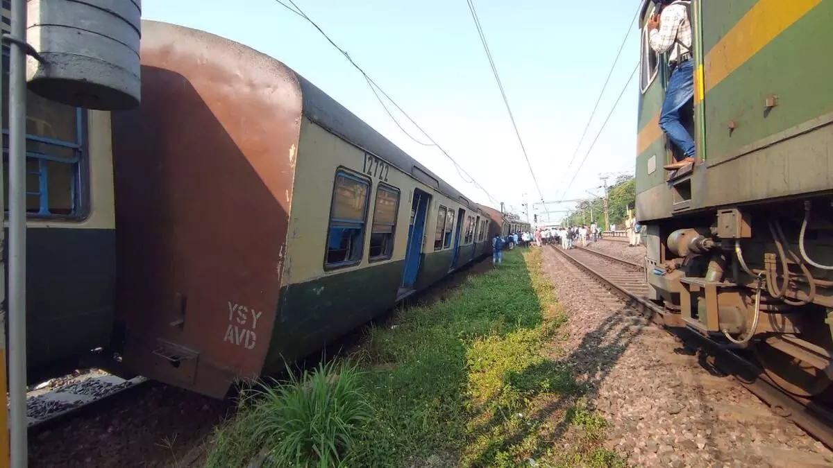 Traffic affected as 4 empty EMU train coaches derail near Chennai