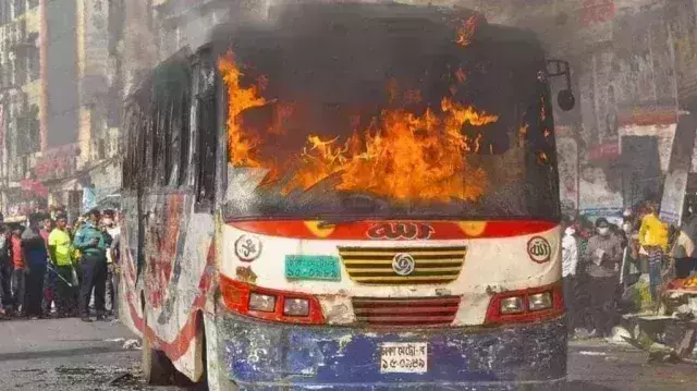 10 buses torched in Dhaka before 48-hr blockade; Ex-Home Minister held