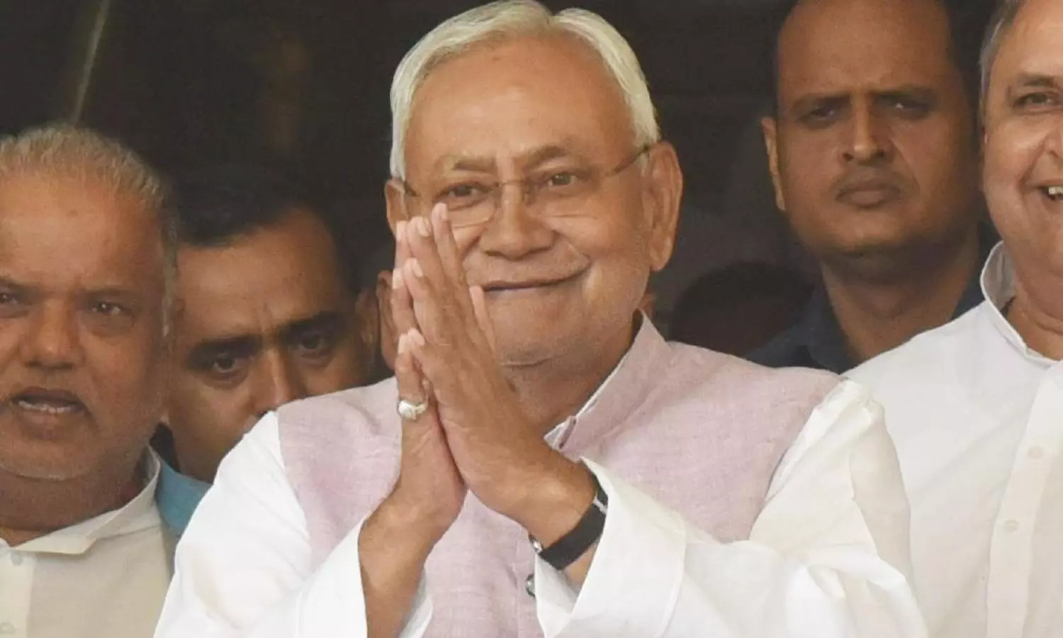Nitish Kumar apologises for vulgar remarks on population control after backlash