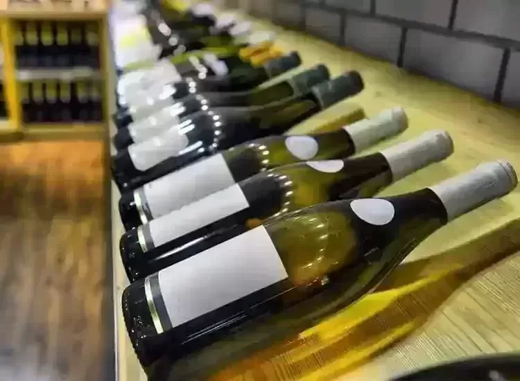 Man in Visakhapatnam sets a wine shop on fire for denying alcohol