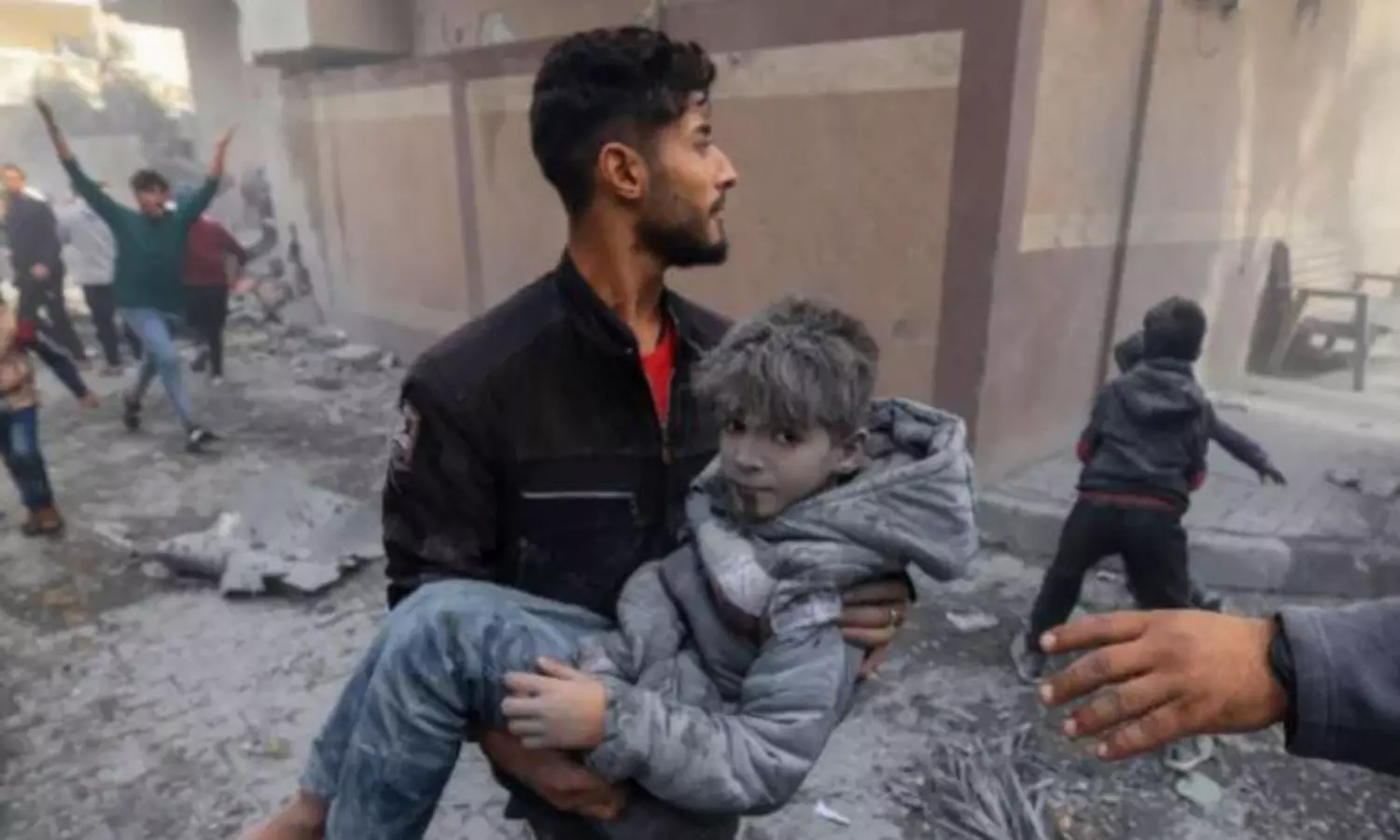 Israel resumes combat in Gaza breaking ceasefire