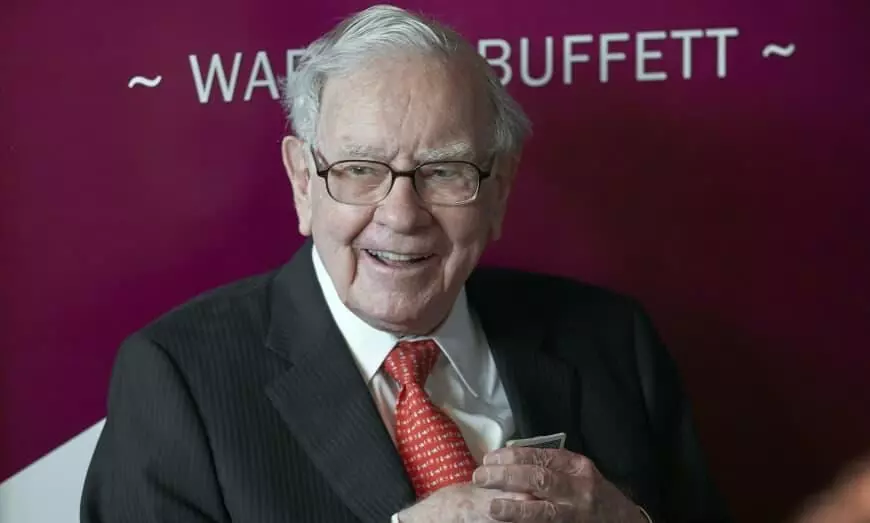 Warren Buffet donates ₹7,250 cr in Berkshire Hathaway shares to charities for Thanksgiving