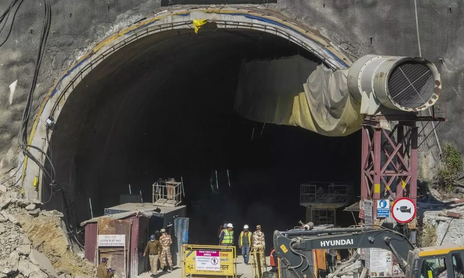 NDRF conducts rehearsal evacuation using wheeled stretchers to rescue trapped workers