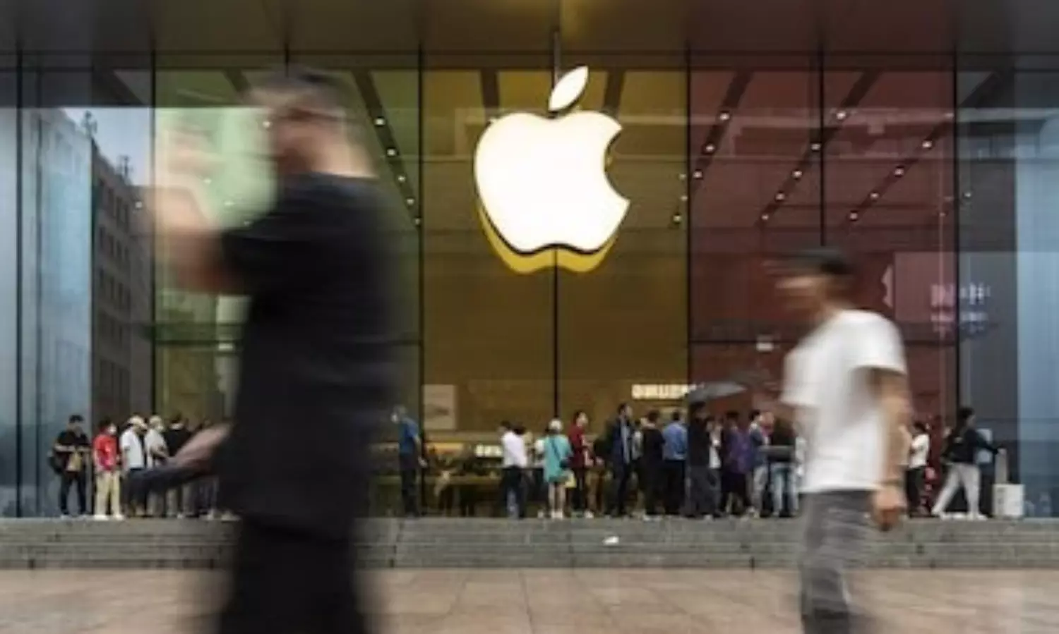 Alerts to MPs: US Apple team expected to meet with CERT-In officials