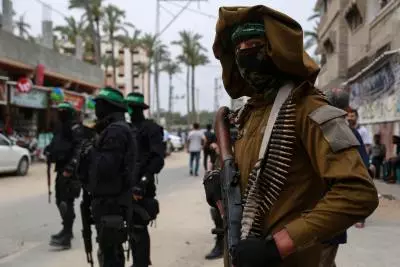 Hamas hands over 2nd group of hostages to Red Cross