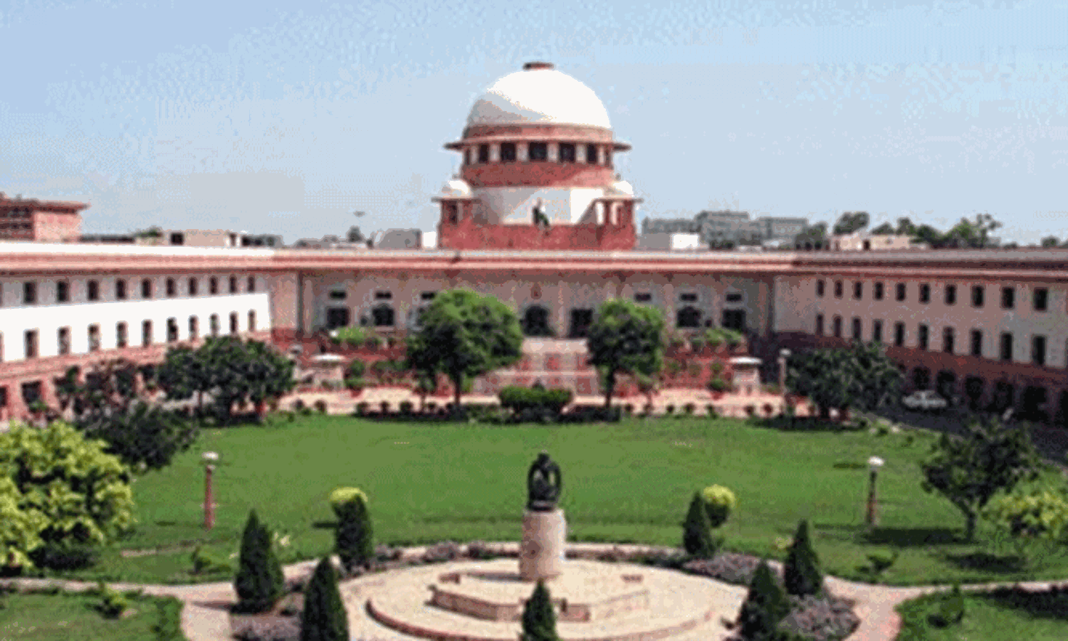 Supreme Court dismisses plea seeking ban on Pak artists in India