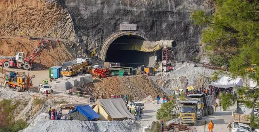 Silkyara tunnel: Rescuers resort to traditional rat-hole mining method as modern machines fail
