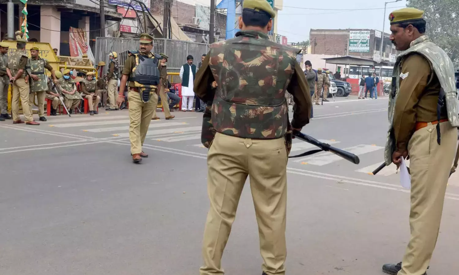 Waiter killed after greasy plates brushed guests at UP wedding