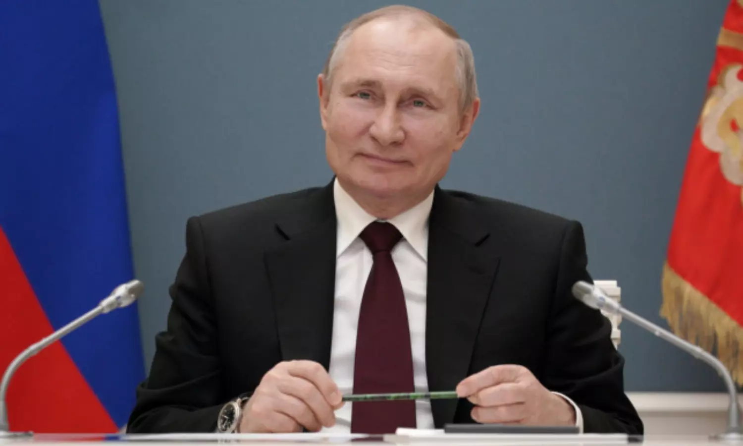 Putin nears 5th term as Russia sets date for presidential election