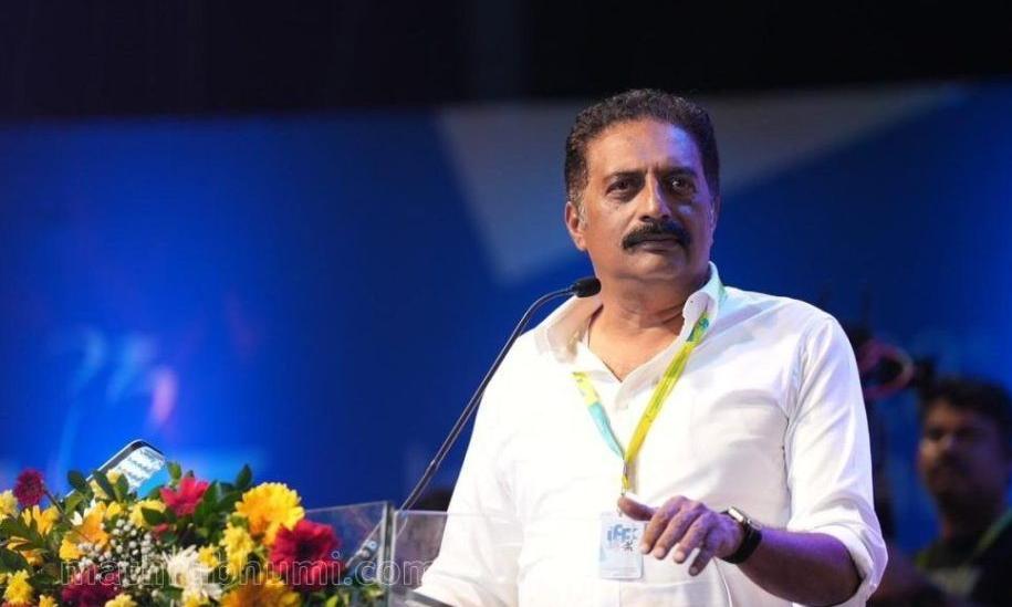 Prakash Raj hails Gods Own Country for keeping god away from politics