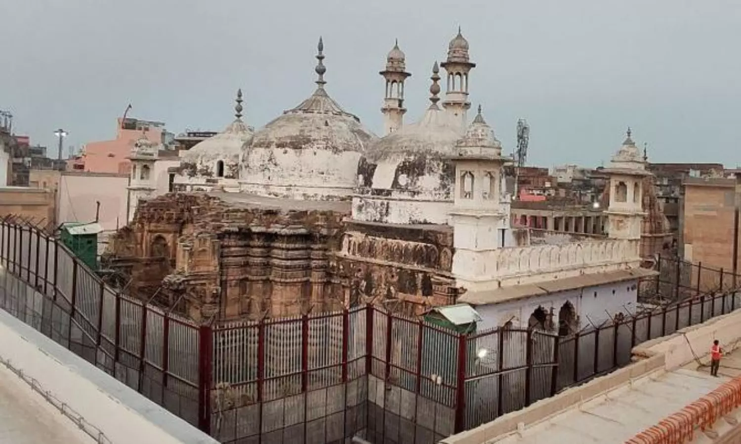 Pleas challenging Places of Worship Act: Gyanwapi Mosque moves SC