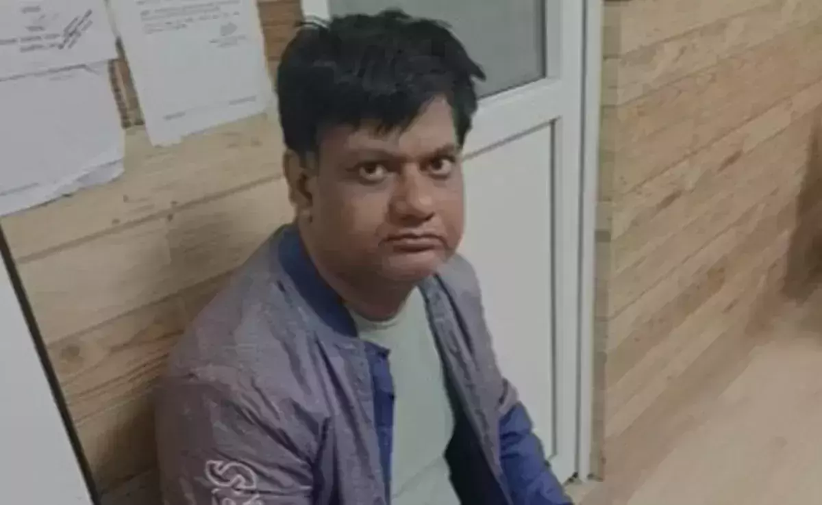 Bihar official escapes kidnapping after car gets stuck in a drain