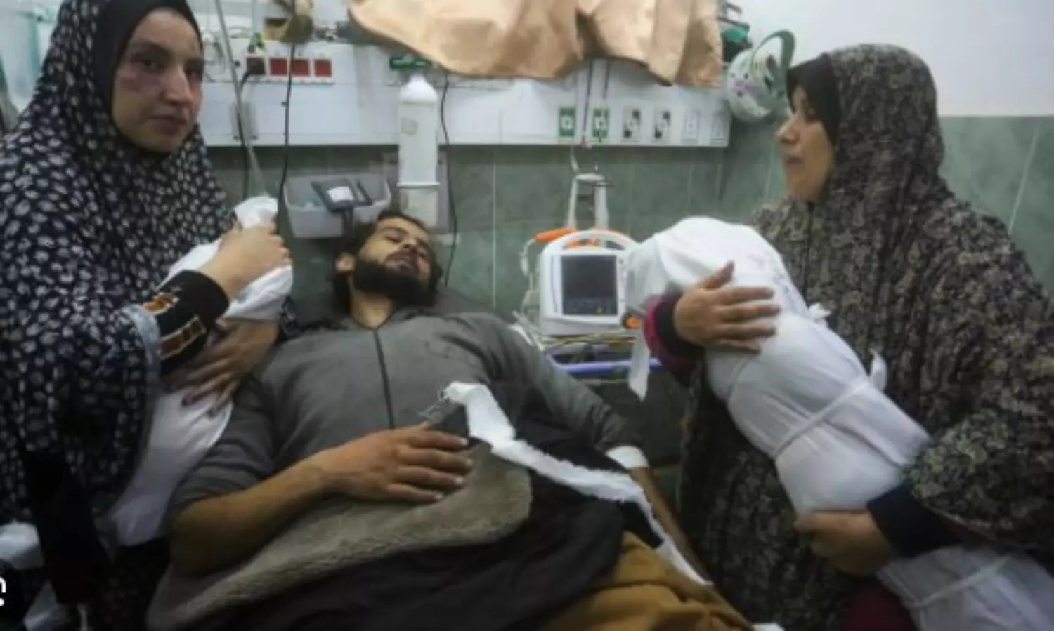 Born amid Israeli airstrike 17 days ago, Aishas short life cut even shorter by another airstrike