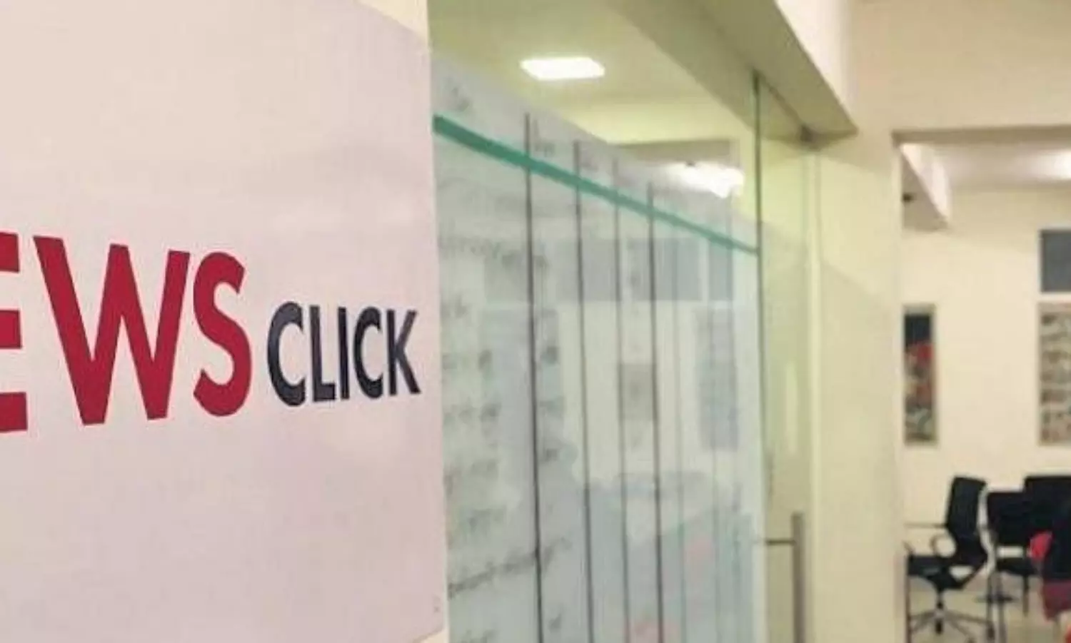 Newsclick HR head Chakravarty moves Delhi court seeking to turn approver