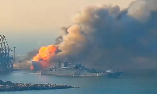 Kremlin acknowledges Ukraines attack on Russias warship